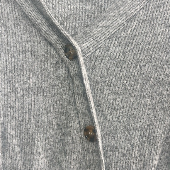 Gray Ribbed Knit Sweater - Picture 3 of 3